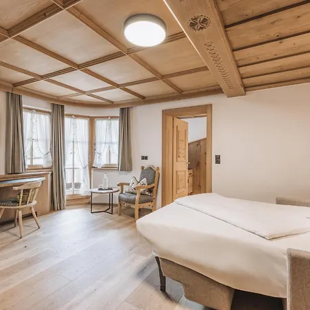 Gaspingerhof جيرلوس