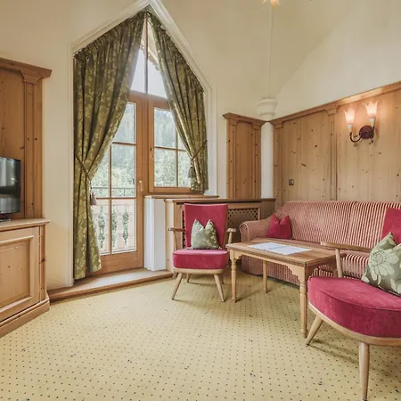 Gaspingerhof Hotel 4*